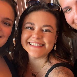 Meet your Posher, Haleigh